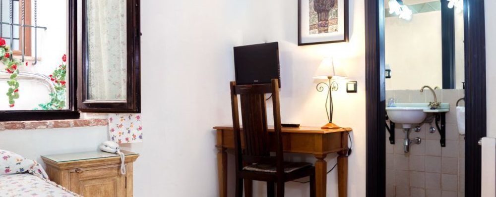 Hotel Rosa De Oro Granada Kültér fotó