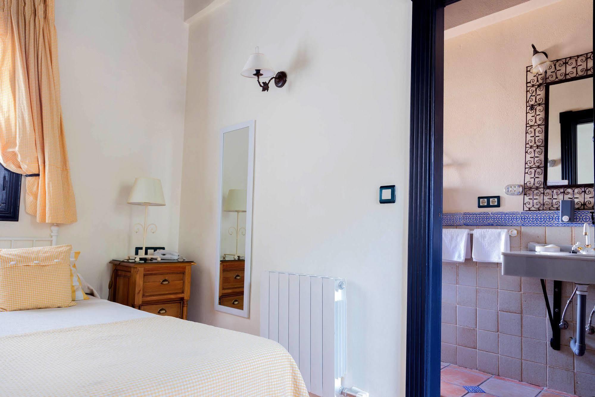 Hotel Rosa De Oro Granada Kültér fotó